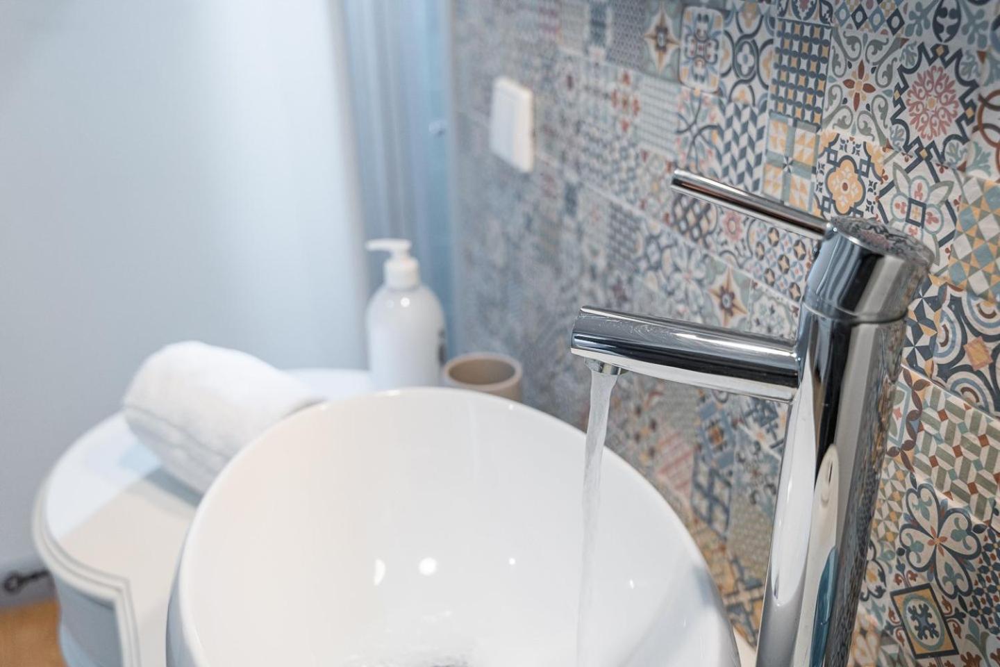 Guestready - Modern Comfort In Downtown Porto Luaran gambar