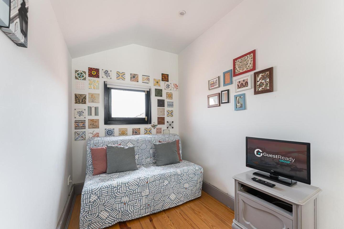 Guestready - Modern Comfort In Downtown Porto Luaran gambar