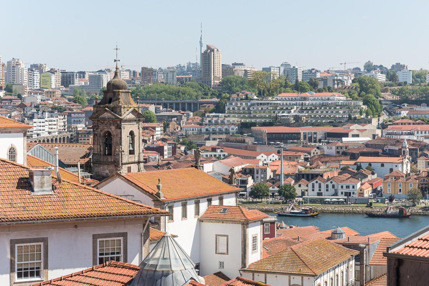 Guestready - Modern Comfort In Downtown Porto Luaran gambar